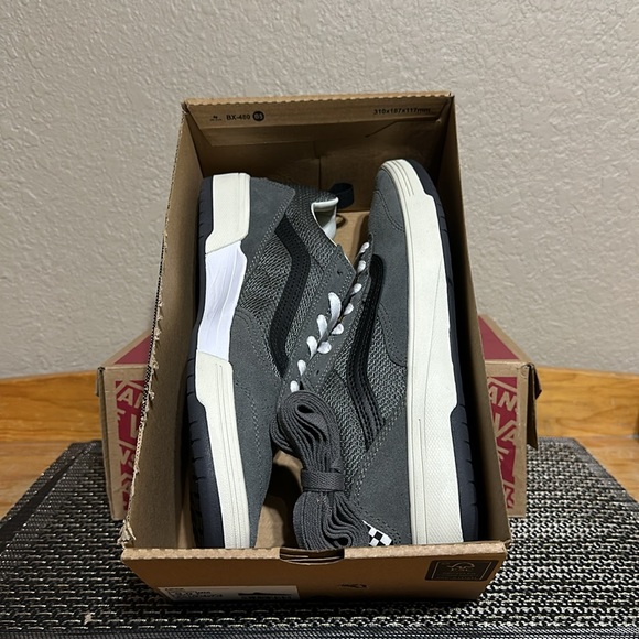 Vans Zahba Grey black recycled VR3 Cush bio-based Eva Midsole - Picture 9 of 11